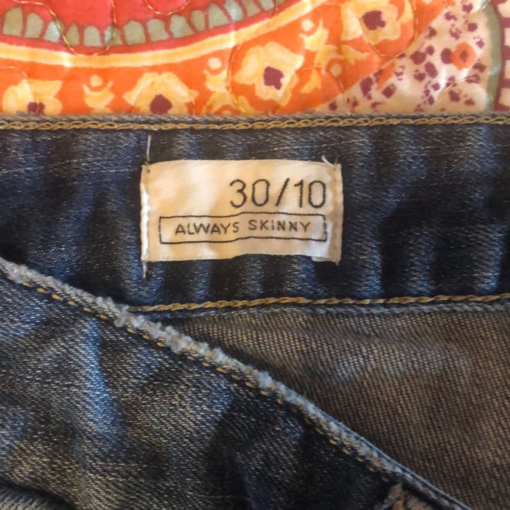 Jeans - Picture 3 of 5
